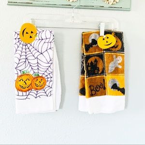 NWT Halloween Terrycloth Kitchen Towels Set of 2